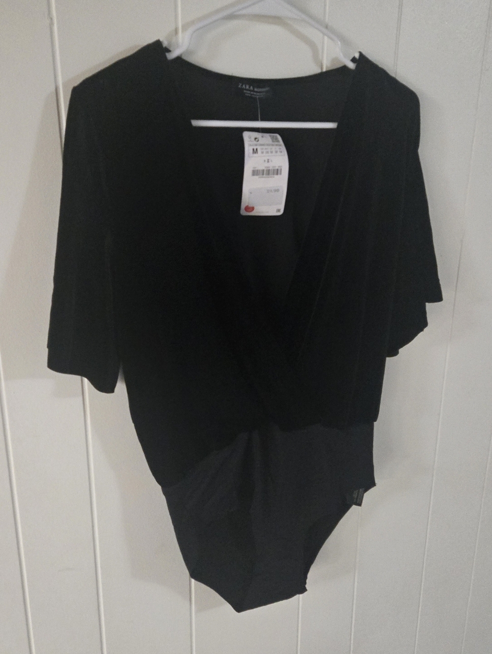 NWT Zara Accessories Black V-Neck Sleeve Bodysuit - Size M